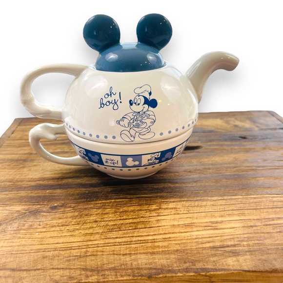 Disney Parks: Gourmet Tea For One - Teapot (3pcs). Cornflower blue and w… - Picture 2 of 10